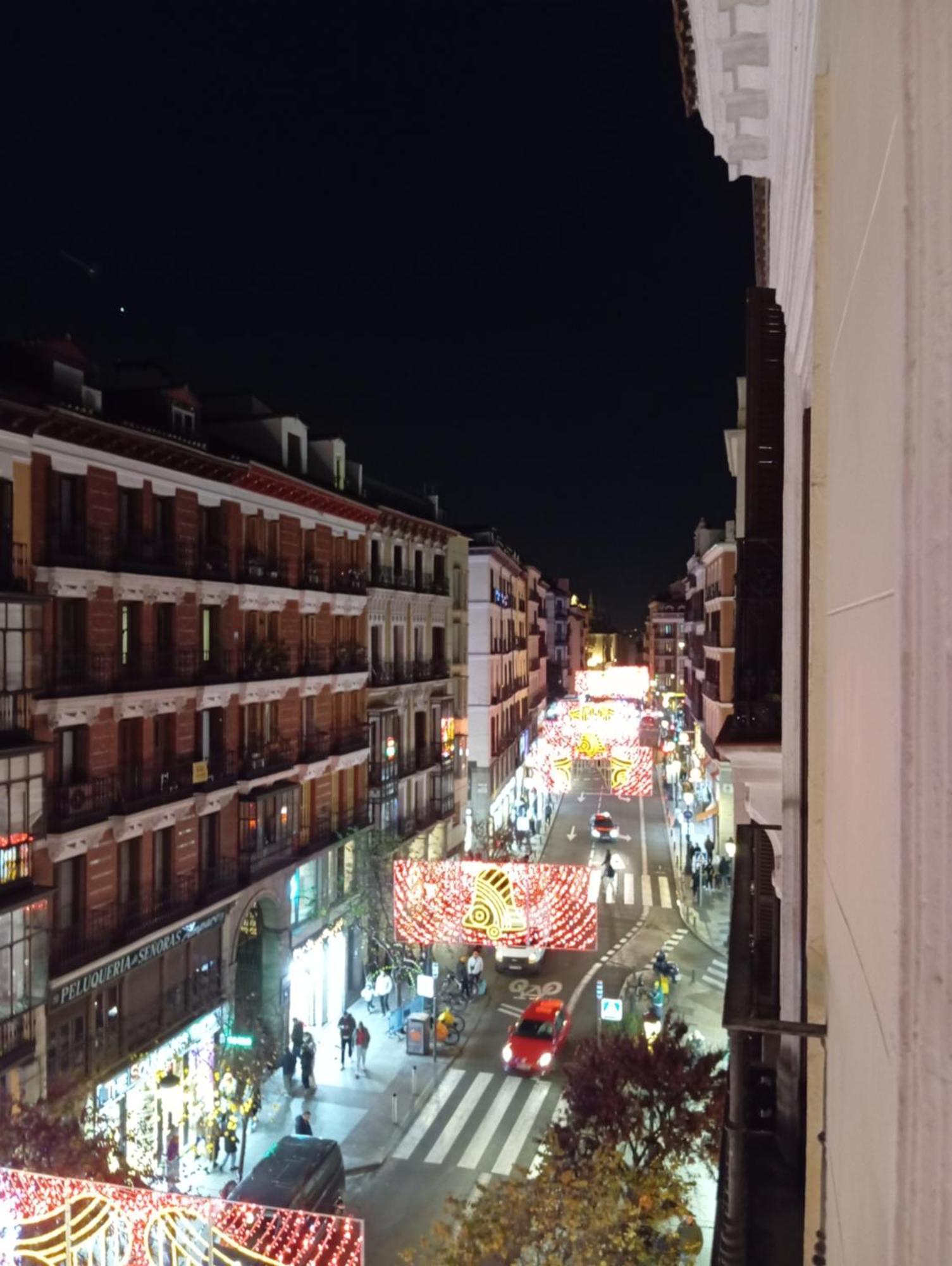B&B Eco Cubes Madrid Exterior photo